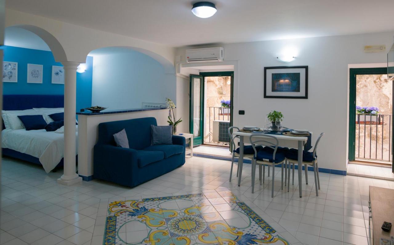 Peonia Blu Apartment Salerno Exterior foto